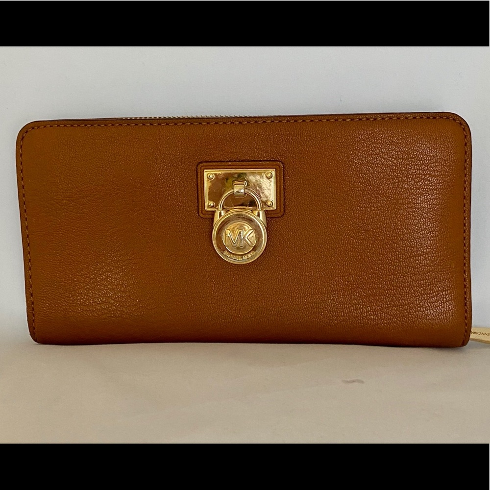Michael Kors Wallet—Tan
